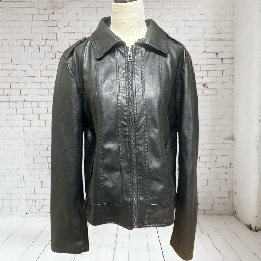 Black Faux Leather Jacket XL - Picture 1 of 10